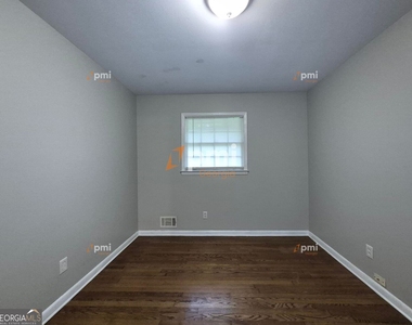 650 Jefferson Avenue - Photo Thumbnail 8