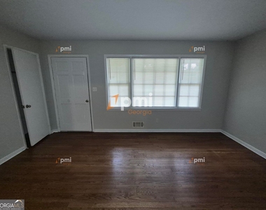 650 Jefferson Avenue - Photo Thumbnail 4