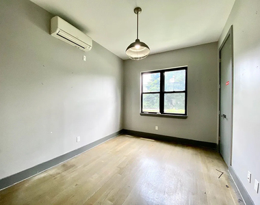 1820 Palmetto Street - Photo Thumbnail 4