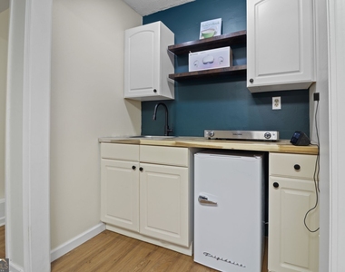 3435 Alexander Place Sw - Photo Thumbnail 5