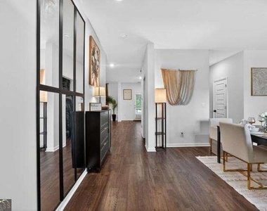 1253 Richmond Court Se - Photo Thumbnail 11