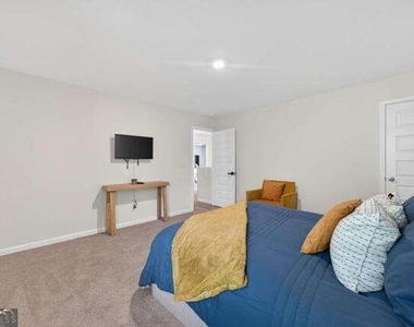 1253 Richmond Court Se - Photo Thumbnail 16