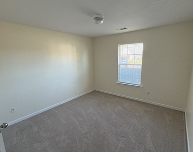 294 Oliver Ridge Drive - Photo Thumbnail 4