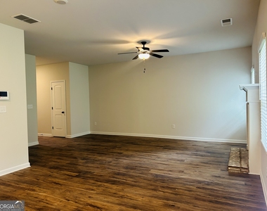 57 Pacific Avenue - Photo Thumbnail 14