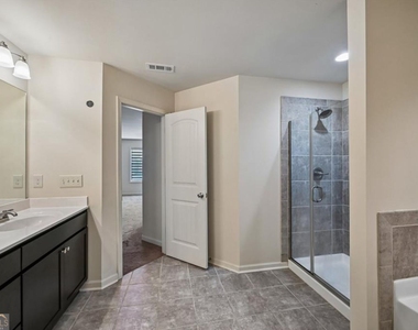 256 Centerview Way - Photo Thumbnail 28