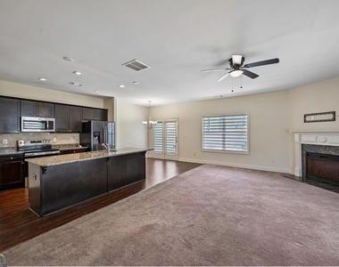 256 Centerview Way - Photo Thumbnail 5
