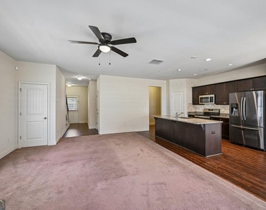 256 Centerview Way - Photo Thumbnail 7