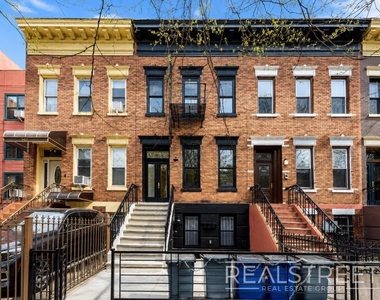 346a Chauncey St - Photo Thumbnail 10