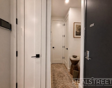 417 Rutland Road - Photo Thumbnail 4