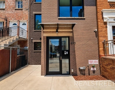 417 Rutland Road - Photo Thumbnail 8