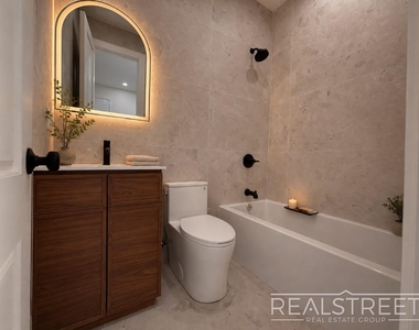 72a Utica Avenue - Photo Thumbnail 5