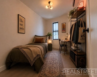 72a Utica Avenue - Photo Thumbnail 4