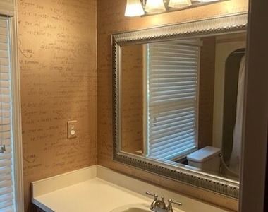 1222 Trahlyta Terrace - Photo Thumbnail 11
