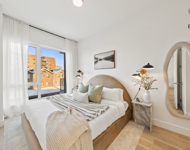 151 Hawthorne Street Brooklyn - Photo Thumbnail 7