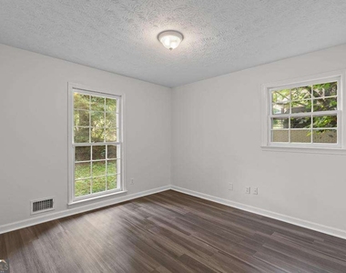 246 Barbara Lane Sw - Photo Thumbnail 23