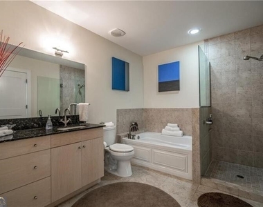 905 Juniper Street Ne - Photo Thumbnail 17