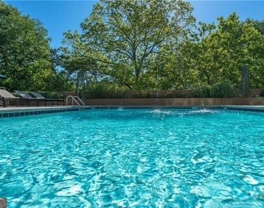 905 Juniper Street Ne - Photo Thumbnail 24