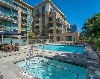 905 Juniper Street Ne - Photo Thumbnail 21