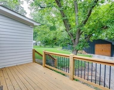 75 Cherry Street - Photo Thumbnail 30