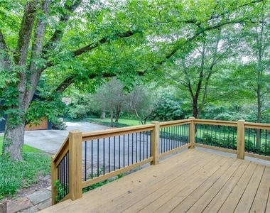 75 Cherry Street - Photo Thumbnail 31