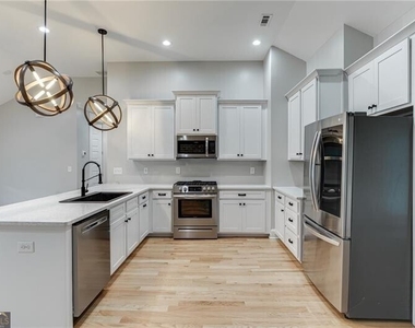 75 Cherry Street - Photo Thumbnail 13