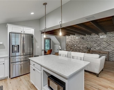 75 Cherry Street - Photo Thumbnail 44