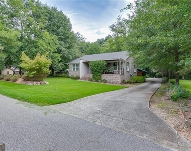 75 Cherry Street - Photo Thumbnail 4
