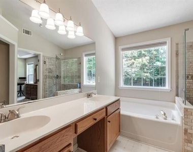 2630 Highland Pass - Photo Thumbnail 6