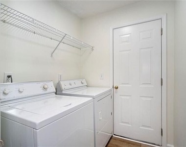 2630 Highland Pass - Photo Thumbnail 9