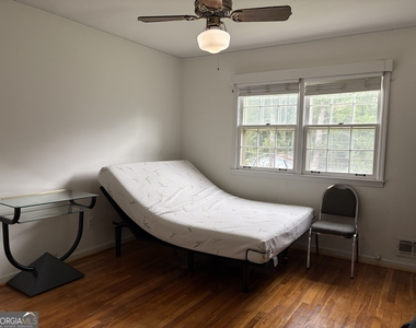 1481 Drayton Woods Drive - Photo Thumbnail 9