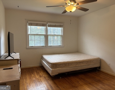 1481 Drayton Woods Drive - Photo Thumbnail 10