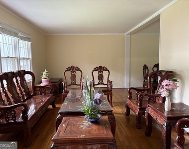 1481 Drayton Woods Drive - Photo Thumbnail 3