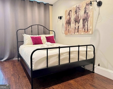 215 Piedmont Avenue Ne - Photo Thumbnail 6
