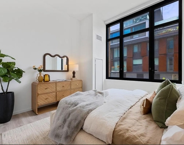 Degraw Street - Photo Thumbnail 4