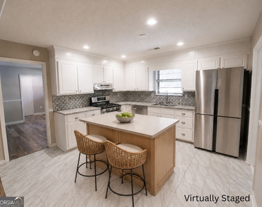 125 Brooks Drive - Photo Thumbnail 7
