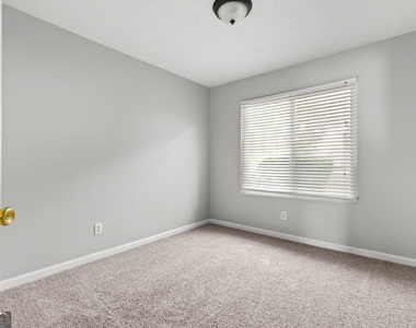 2979 Sentinel Circle - Photo Thumbnail 15