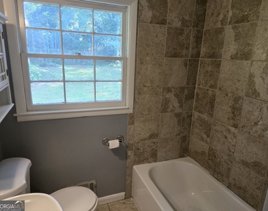 1387 Town Country Drive Se - Photo Thumbnail 8