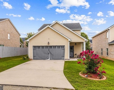 684 Armitage Way - Photo Thumbnail 30