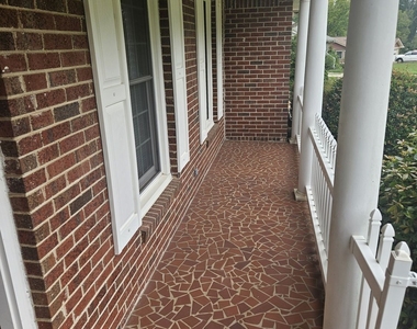 1148 Marifran Drive Ne - Photo Thumbnail 3