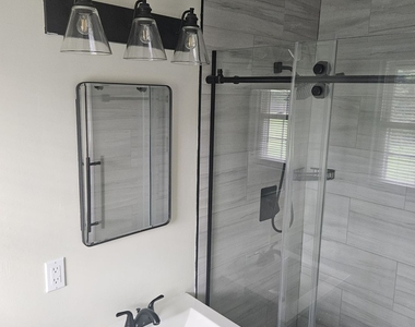 1148 Marifran Drive Ne - Photo Thumbnail 7