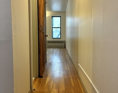 209 East 81st street New York,NY 10028 - Photo Thumbnail 5