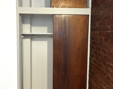 209 East 81st street New York,NY 10028 - Photo Thumbnail 3