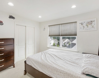 127 Sowers Dr - Photo Thumbnail 11