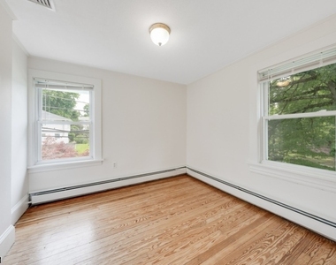 275 E Mt Pleasant Ave - Photo Thumbnail 25