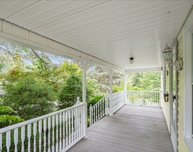 275 E Mt Pleasant Ave - Photo Thumbnail 6