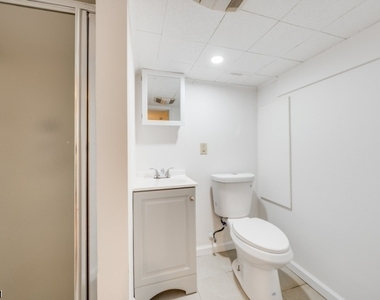 275 E Mt Pleasant Ave - Photo Thumbnail 38