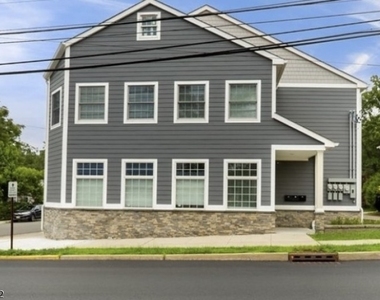 627 Bloomfield Ave - Photo Thumbnail 1