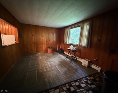 103 Edgewood Ln - Photo Thumbnail 6