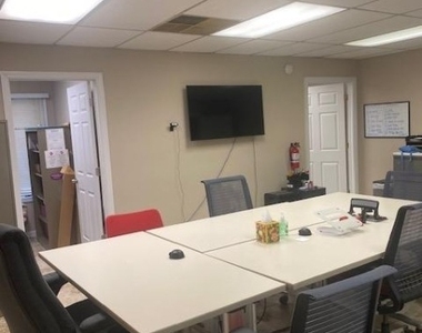 45 Brant Ave - Photo Thumbnail 2