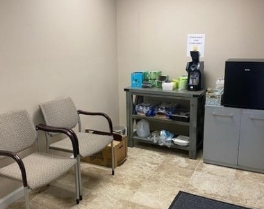 45 Brant Ave - Photo Thumbnail 3